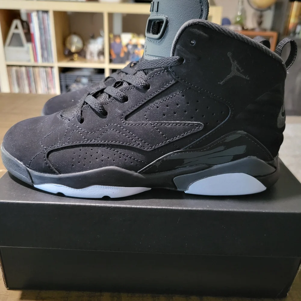 Boys Jordan MVP Size 3Y Worn Once - Picture 4 of 11